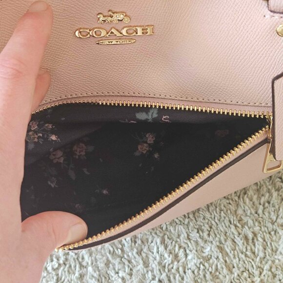 Light Pink Coach Regenerative Leather Tote Bag with Charm - Picture 5 of 16